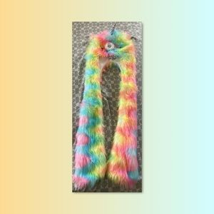NWT Adorable “Llamacorn” hat /scarf combo Youth Size L/XL (Age 8+)